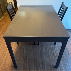 IKEA EKEDALEN 伸長式テーブル ※お渡し期間の指定あり の画像