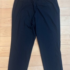 スマートアンクルパンツ ユニクロ XL ネイビーの画像