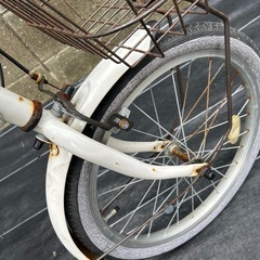 折りたたみ自転車の画像
