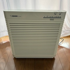 空気清浄機（箱付き）
