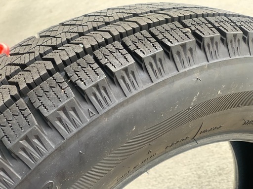 停止【ゴム4本セット】185/65R/15 BLIZZAK VRX2 スタッドレスタイヤ