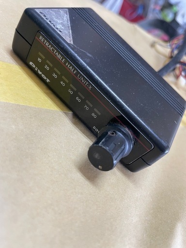 pivot 半目コントローラー