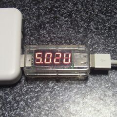 美品！USBチェッカー　電圧計、電流計