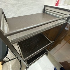 スチールラックの画像