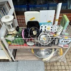 桶川市発　訳あり　100円コーナー　ジャンク品