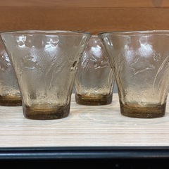 食器（30）の画像