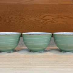 食器（32）の画像