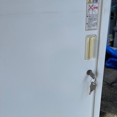 事務用品　ロッカー　書類棚　鍵付き　書庫　白　ホワイト【2個あります】【1個の価格】【横80奥45高111.5】の画像