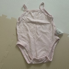 UNIQLO70㎝　メッシュキャミ肌着　女の子の画像