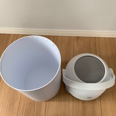 （決定しました）ピジョン　おむつ用ゴミ箱の画像