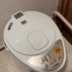 Tiger電気ポット2.2Lの画像