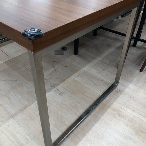 BoConcept ダイニングテーブルのご紹介です♫