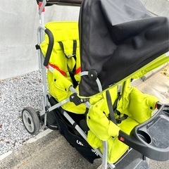 2人乗りベビーカー☆立ちステップ付きの画像