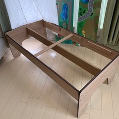 トイザらス プレイテーブルの画像