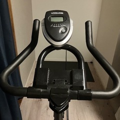 エアロバイク/フィットネスバイク（マット付き）の画像