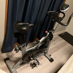 エアロバイク/フィットネスバイク（マット付き）