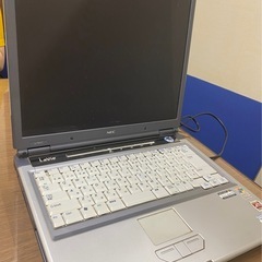 商談中　ノートパソコンの画像