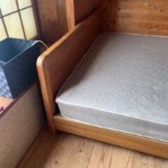 フランスベッドキングサイズ1年前購入してお部屋に置いたままですが中古の画像