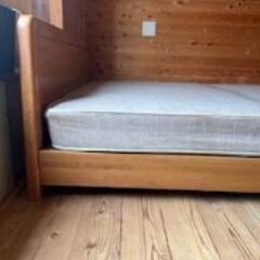 フランスベッドキングサイズ1年前購入してお部屋に置いたままですが中古の画像