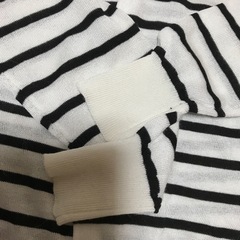 Ⓜ️カーディガン袖口だけ毛玉まりの画像