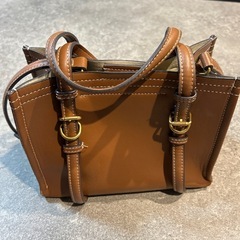 ショルダーバッグ　ZARA
の画像