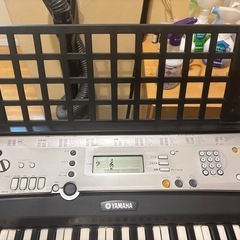 ヤマハ シンセサイザー PSR E203 の画像