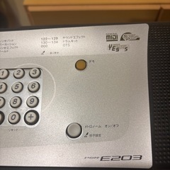 ヤマハ シンセサイザー PSR E203 の画像