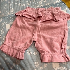 クーラクール  短めパンツ　ボトムの画像