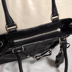 COACHトートバッグ　レディーストートバッグの画像