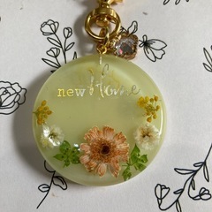 19手作りレジンドライフラワーキーホルダーの画像