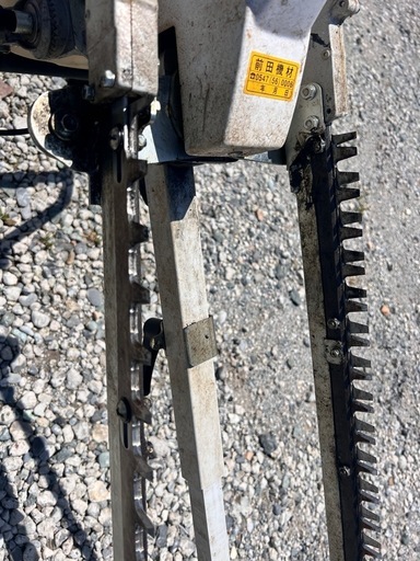 中古品 OCHIAI オチアイ 自走式 両面裾落とし機 EW-16 2サイクル