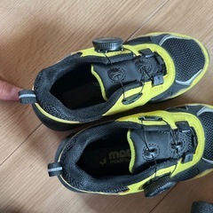 スニーカーの画像