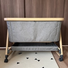 hzdmj ベビーベッドの画像