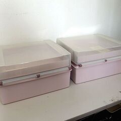 タッパーウェア 2個 トップカバースーパーケース トレイ付き 2段 Tupperware 保存容器 札幌市の画像