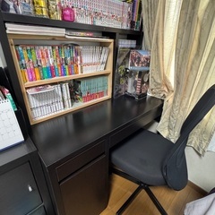 IKEAの勉強机と椅子とサイド引出