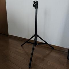 カメラ、携帯三脚の画像