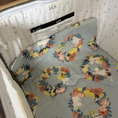 ベビーベッド用敷布団の画像