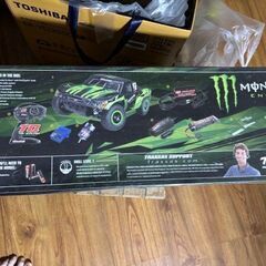 モンスターエナジートラックの画像