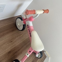 三輪車の画像