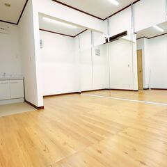 【格安】ヨガスタジオ撤退につき大型鏡(突っ張りミラー)をお譲りし...