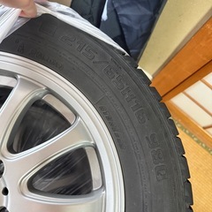 車用冬用タイヤ4本
の画像