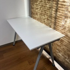 入間市　IKEA GALANT パソコンデスクの画像