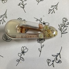 22手作りレジンかすみ草髪留めクリップ