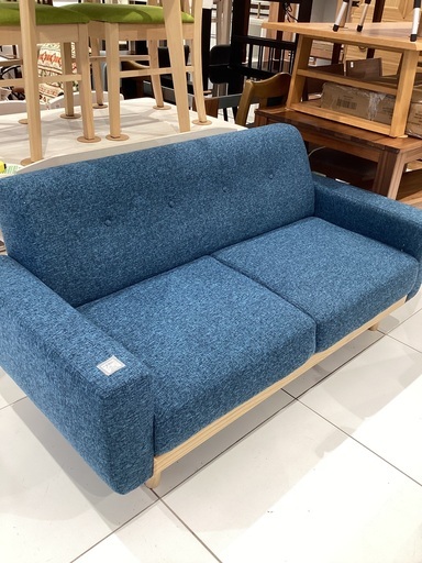 【軽トラック90分無料貸出】ベガコーポレーション　2人掛けソファー