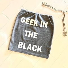美品❣️レギンスなど組み合わせ　バックロゴ　スカート の画像