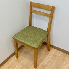 ダイニングチェア　グリーン
