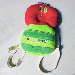 転倒防止 クッション ベビー せおってクッション はらぺこあおむしAmazonのCMで赤ちゃんが背負ってて可愛い！清掃済 ヘッドガード 赤ちゃんの頭を守る 滑り止めハーネスベルト付きぬいぐるみ素材 ベビー ヘッドガード リュック キッズ 転倒防止 頭 グッズ 誕生日 0歳 1歳 出産祝い 女の子 男の子 ベビー用品 安全 かわいい クッション 保護 ベビー ヘルメット ギフト の画像