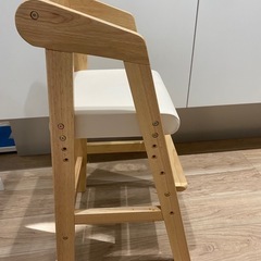 キッズチェア(調整可能)の画像