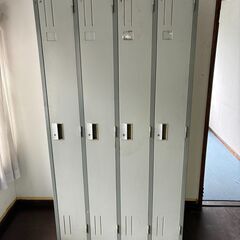 4人用 スチールロッカー W900×D515×H1790mm 更...