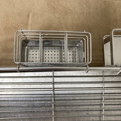 食器ラック　小物付きの画像